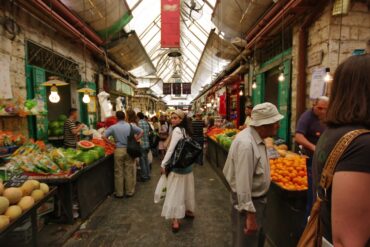 israel mahane yehuda market travel guide where to eat