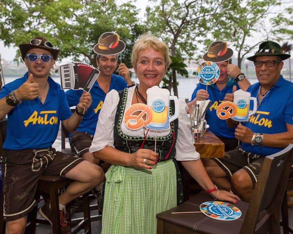 Oktoberfest 2014 Singapore Brotzeit