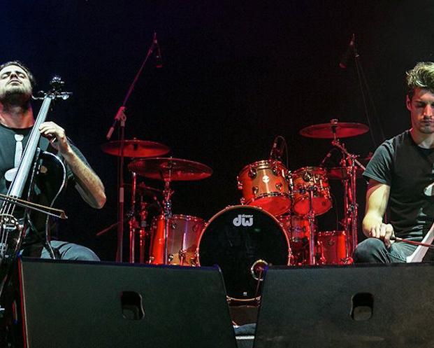 2Cellos in Singapore: A Night Of Frenzied Bows and Beauty – Review