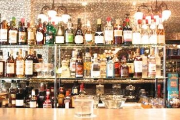 Cafe & Bar Gavroche Tras Street Singapore