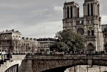 paris underground parties france