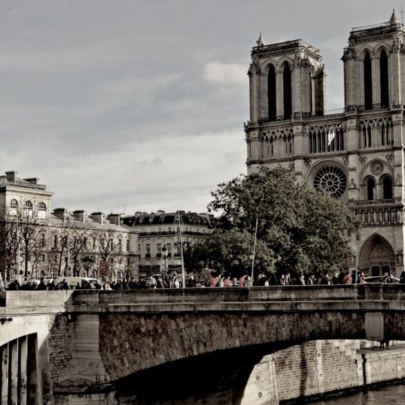 paris underground parties france