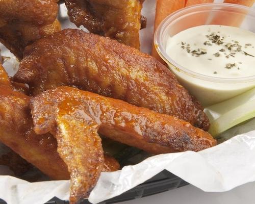 Wings World: American nostalgia and chicken wings!