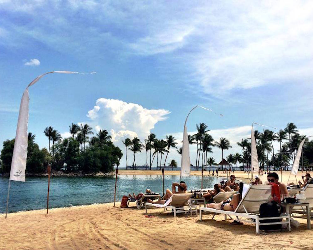 Best Beach Bars in Sentosa For Those Who Love the Island Life