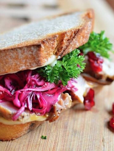 deliveroo breakfast service cbd food delivery singapore