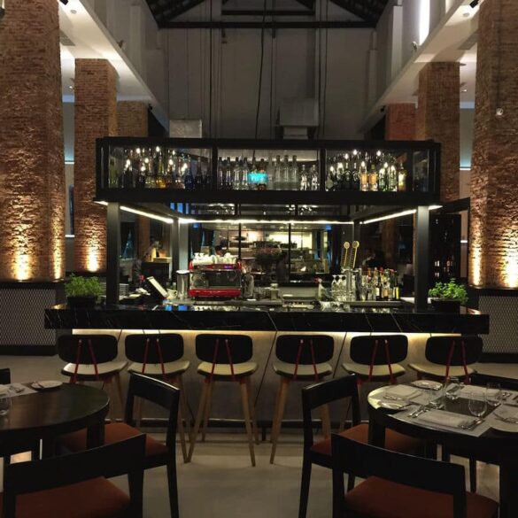 portico prime singapore dempsey bar area