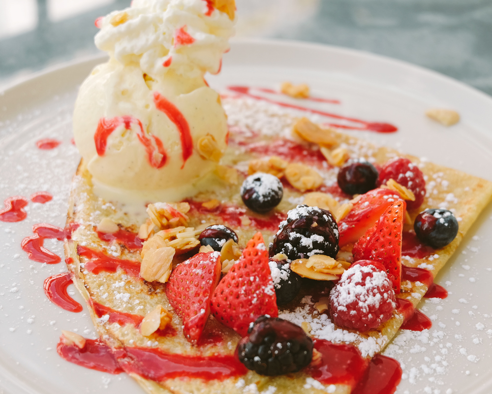 In the Kitchen with The Daily Roundup: Berries Crepe Recipe