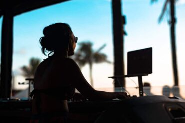 City Nomads Radio #19: Rah