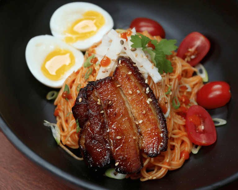 Oodles of Noodles: Unique Noodle Shops in Singapore