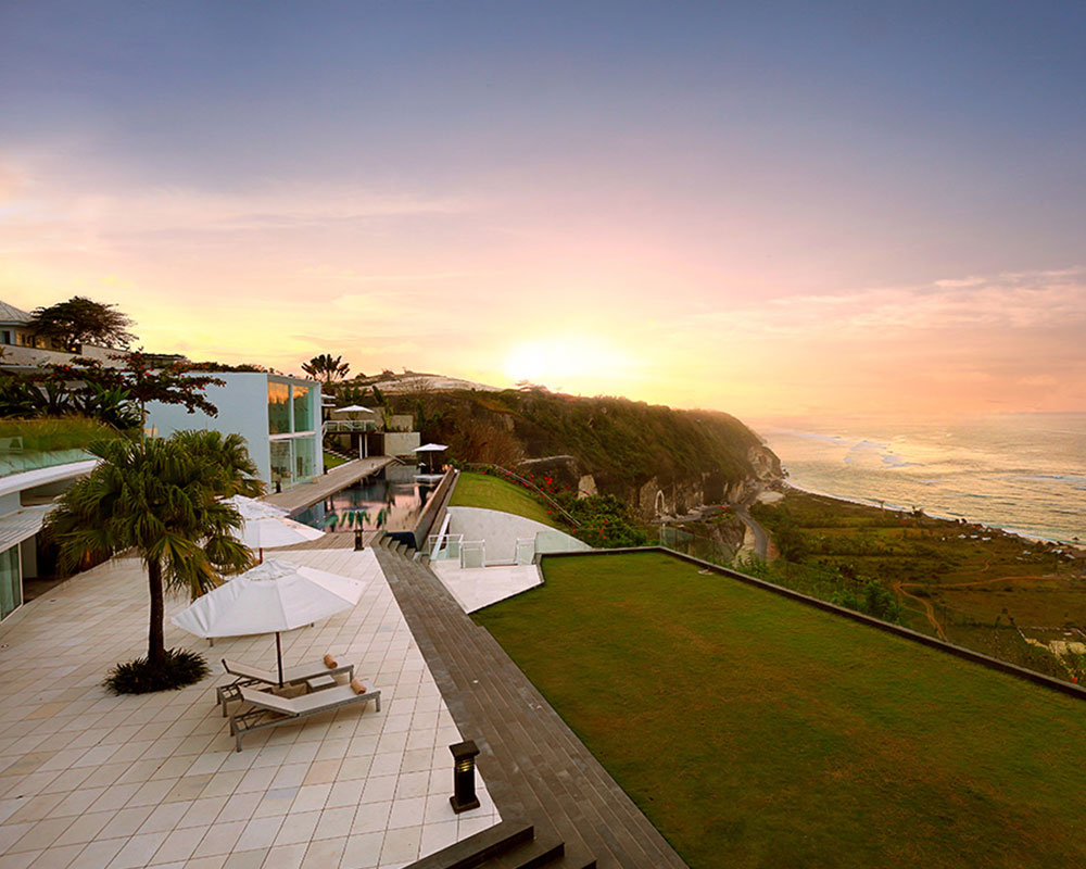 The Best Luxury Hotels and Villas in Uluwatu, Bali