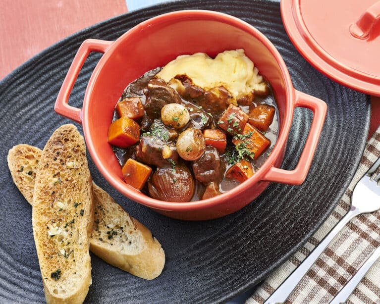 Spuds and Aprons: Al Fresco Dining with a View