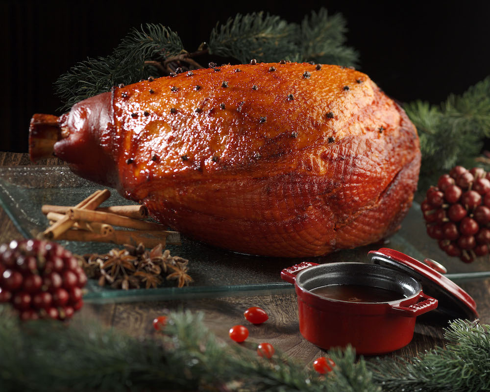 Jazz up Your Christmas with Festive Goodies from Mandarin Orchard Singapore