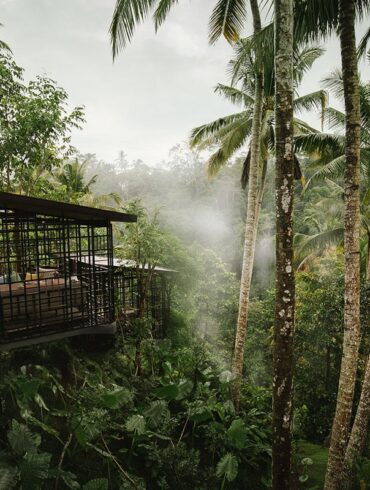 cafe gazebo hoshinoya bali