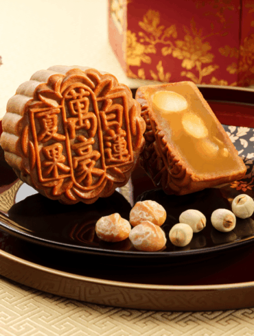 Marriott Tang Plaza Where to buy traditional baked and snowskin mooncakes in Singapore