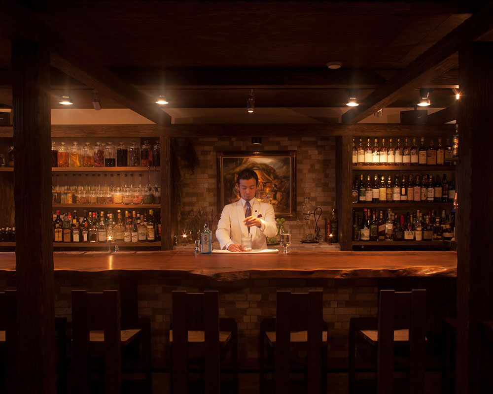 Best Bars in Tokyo, Japan: Where to Go for Cocktails, Japanese Whisky, Craft Beer, and Sake