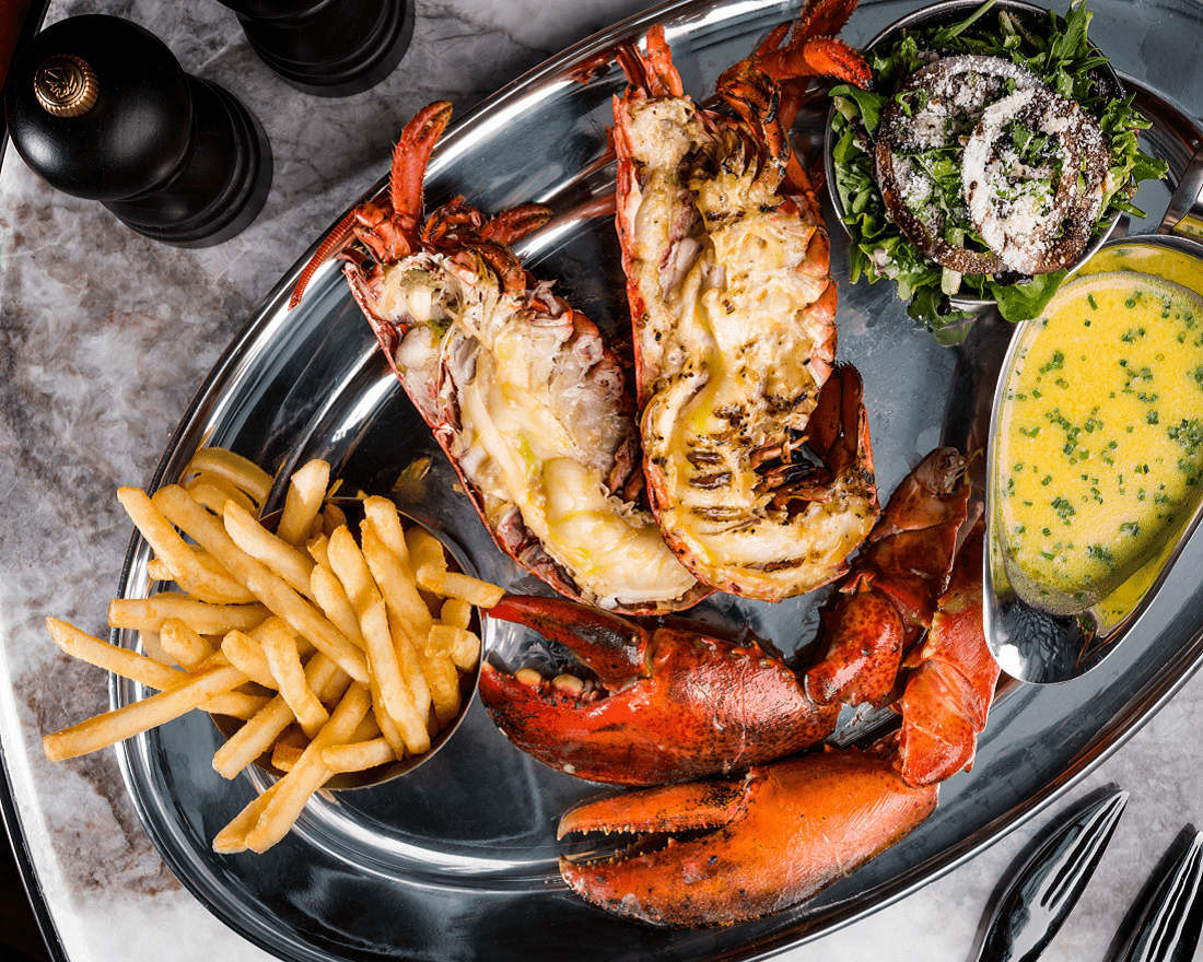 Restaurant Review: Burger & Lobster Luxury Burgers Make an Entrance at Singapore’s Jewel in Changi