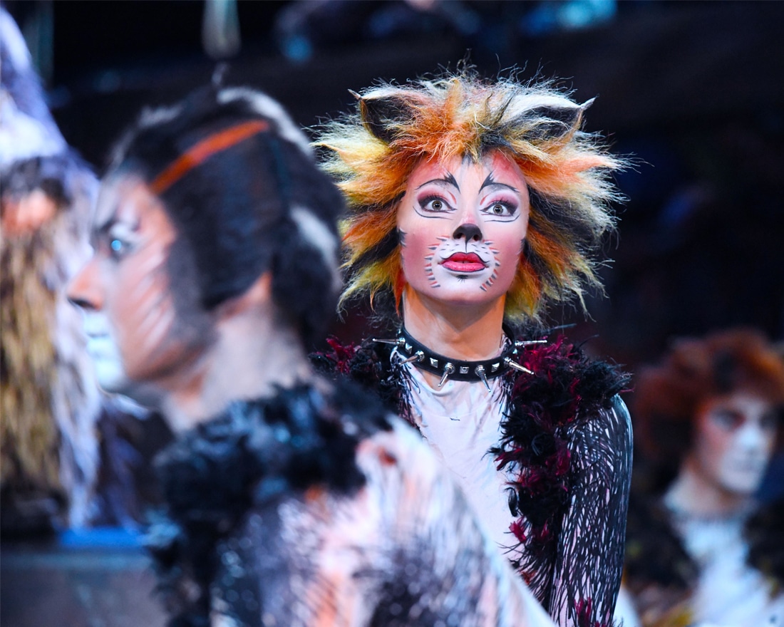 Theatre Review Cats The Musical At Marina Bay Sands Is Better Than The