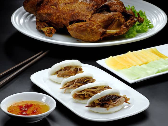 Joyden Treasures Kallang Review - Crispy Fragrant Duck with Lotus-Shaped Buns,