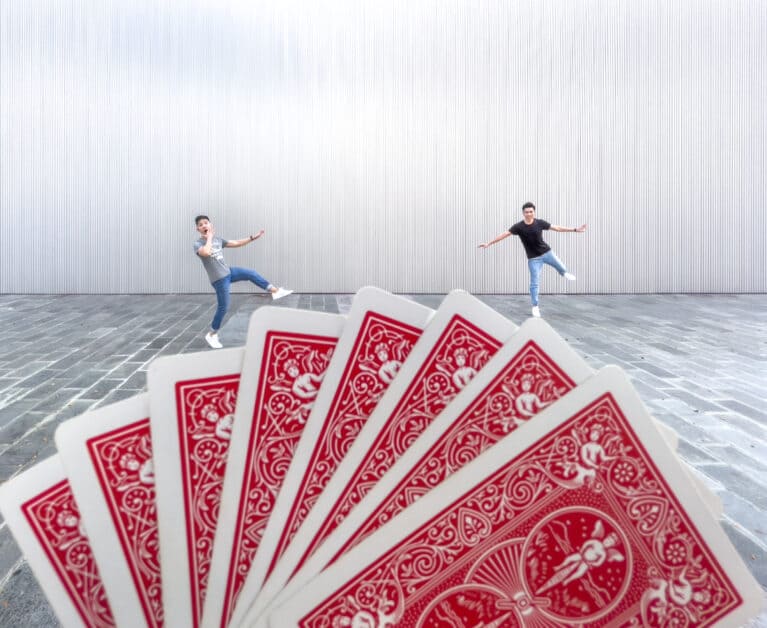 Theatre Review: Playing The Hand, A Virtual Magic Show by Singapore’s Youngest Illusionist Duo