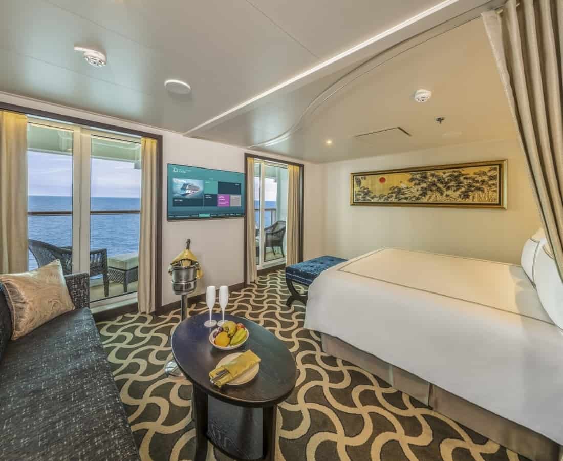 dream cruise palace suite benefits
