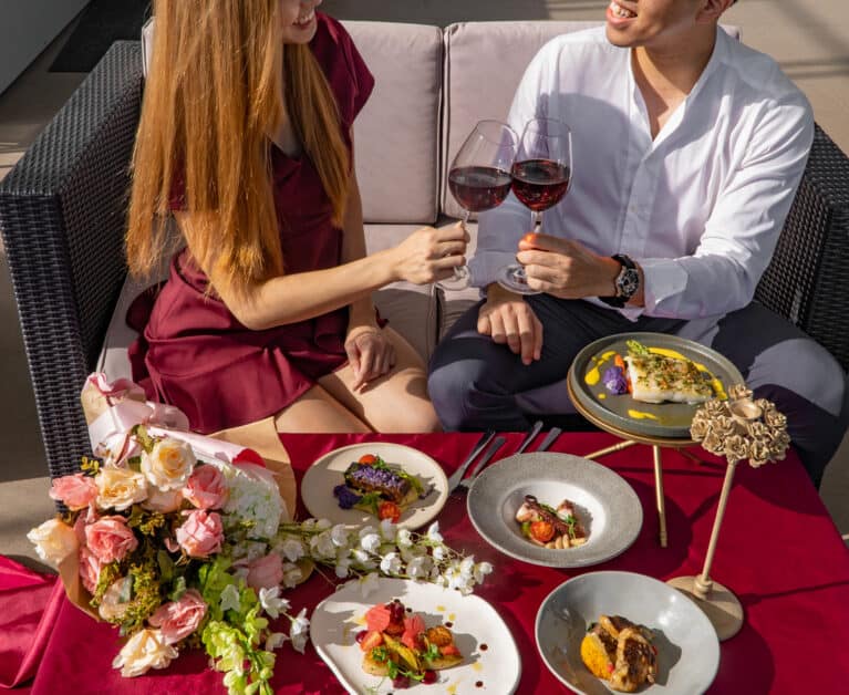 Valentine’s Day Experiences In Singapore 2022: Candlelit Dinners, Sweet Staycations, and Crafty Workshops