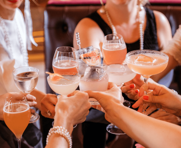 Best Ladies’ Nights In Singapore: Bottomless Bubbly, Complimentary Drinks, And Cocktail Deals