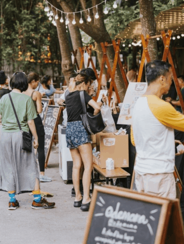 Sunday social market