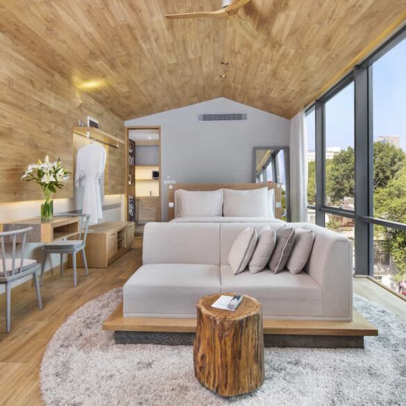 Fusion-Suites-Saigon-Corner-suite-one-bedroom