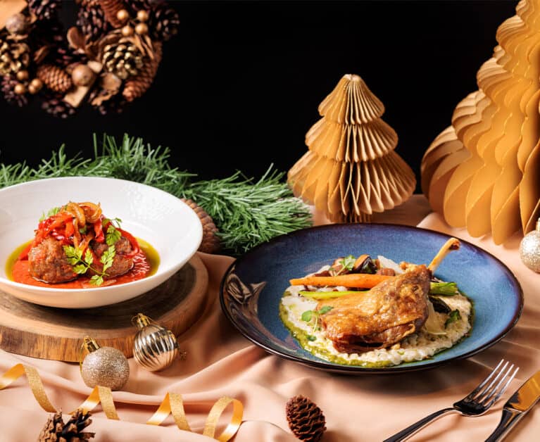 Christmas Eve Dinners: Where To Go For Sumptuous Buffets & Festive Menus In Singapore