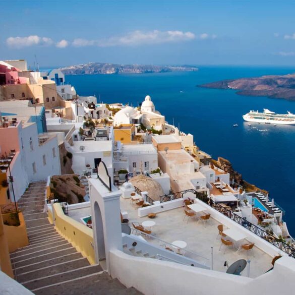 Guide to Greek Living Feature