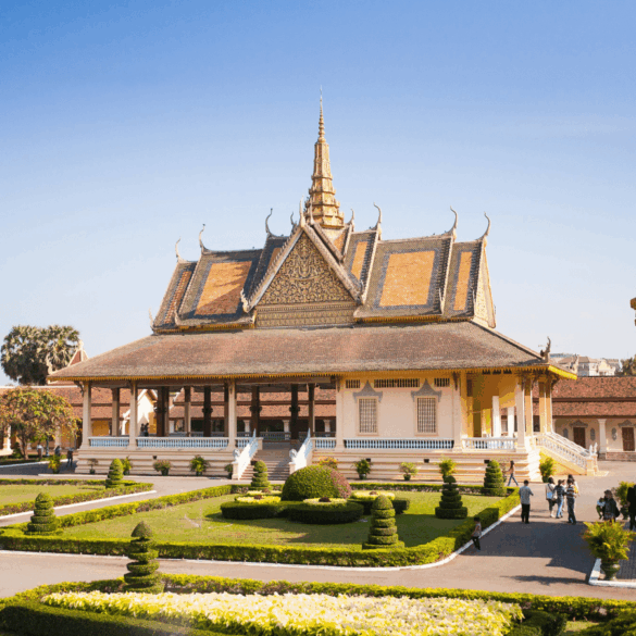 what to do in phnom penh