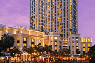 Grand Copthorne Waterfront Hotel