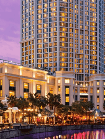 Grand Copthorne Waterfront Hotel