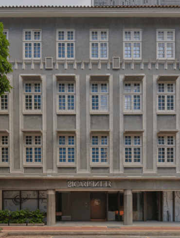 facade - 21 carpenter