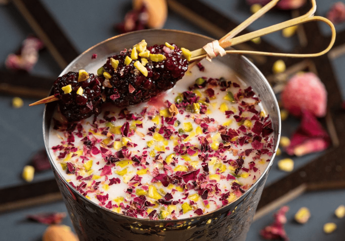 27 Degrees West (27°W) - Feature image