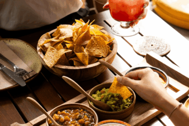 Guide to duxton Lucha Loco