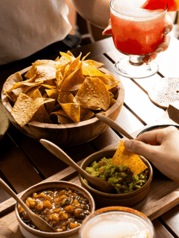 Guide to duxton Lucha Loco