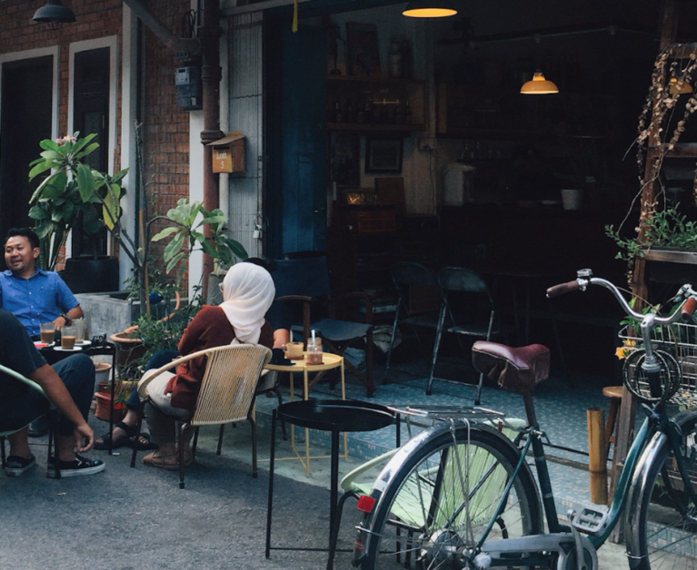 Cafe Tuju facade