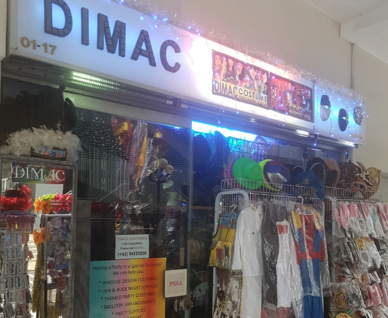 Dimac-Costume