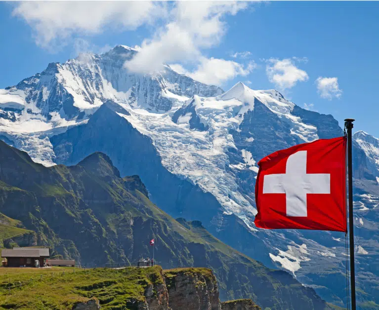 The Best Time to Visit Switzerland: A Perfect Blend of Weather, Activities & Affordability