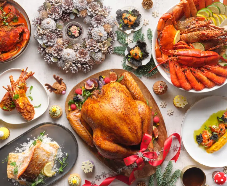 Christmas Takeaways For Feasting At Home With Turkey, Ham, Log Cakes And More (2024)