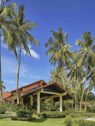 Dusit Thani Laguna Phuket exterior