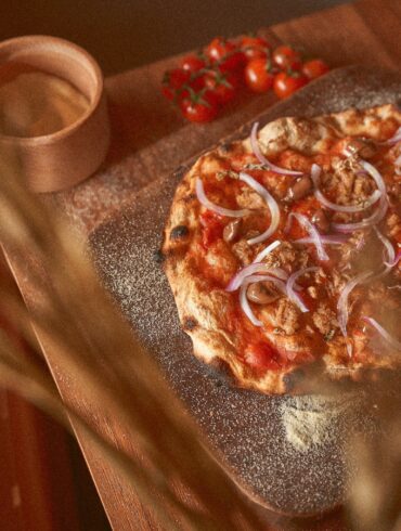 photo of tonno pizza from casa cicheti at tiong bahru singapore