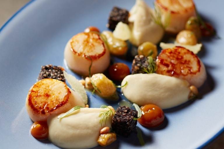 An image of the food served at Gordon Ramsay Pub & Grill at The Londoner Hotel