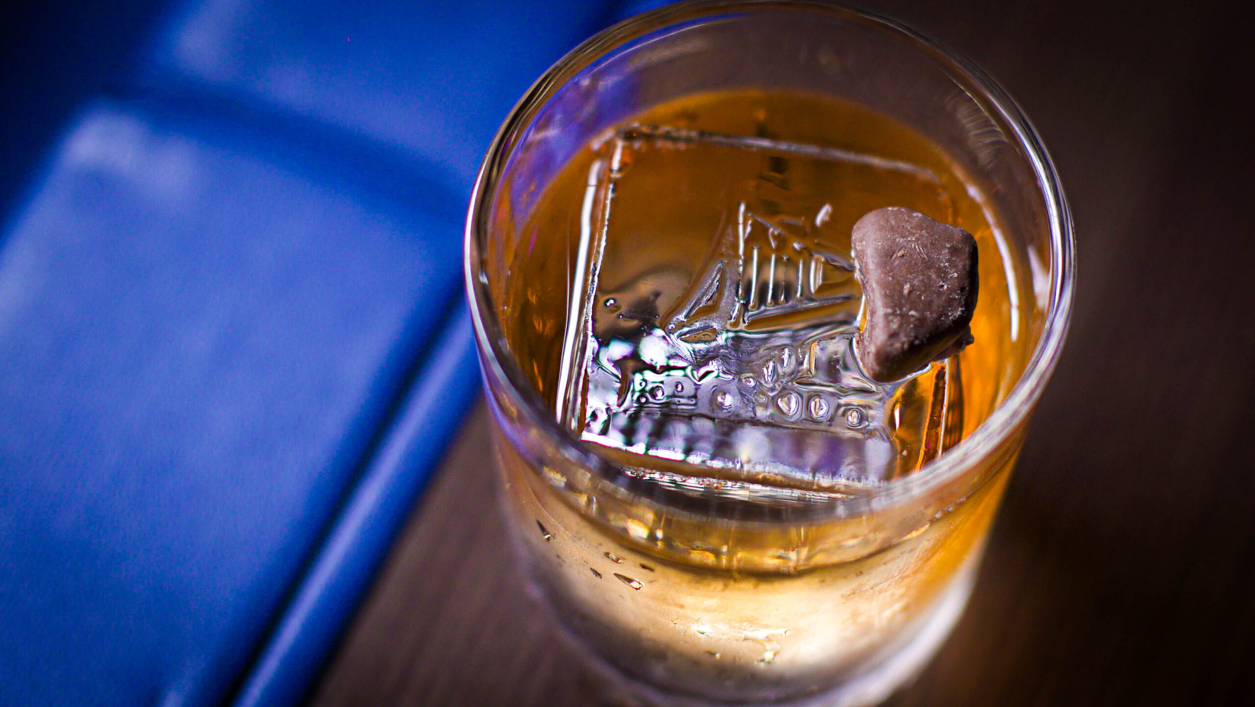 A boozy twist on a local childhood staple: the Milo Old Fashioned at Brooklyn Bar in Singapore. Crafted with bourbon, hazelnut, amaro and chocolate bitters, it’s smooth, rich, and nostalgic in all the right ways.