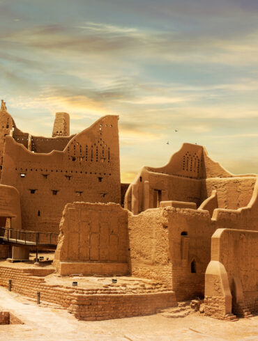 Historic Salwa Palace in At-Turaif, Diriyah, Saudi Arabia, showcasing restored Najdi mudbrick architecture at the UNESCO World Heritage Site.